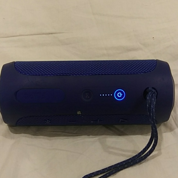 JBL FLIP 4 - Picture 2 of 4